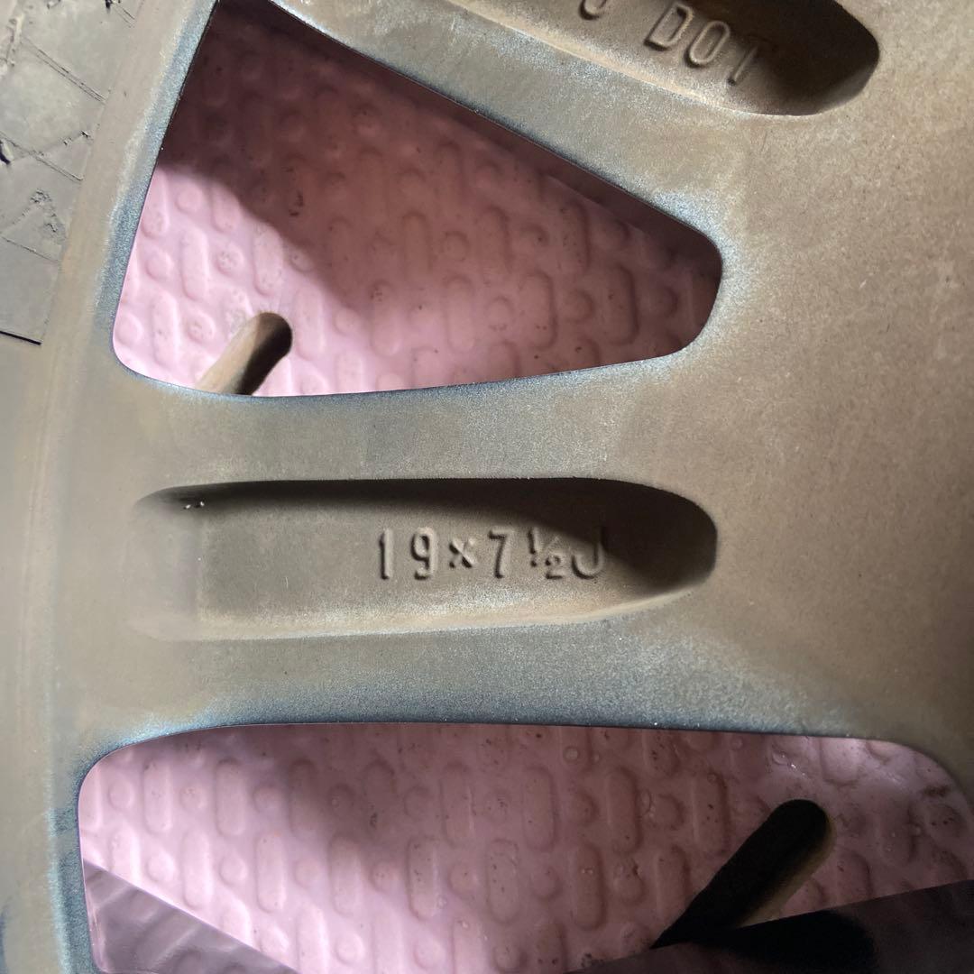 ４本セット　１９インチ　１５０プラド後期純正アルミホイール