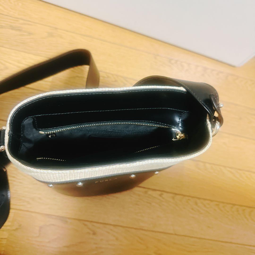 優星FURLA かごバッグ