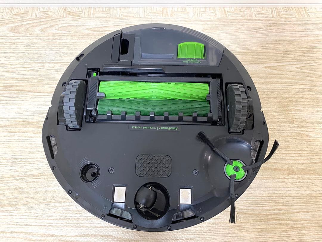 【美品】iRobot ルンバ i3+ ロボット掃除機 クリーンベース付