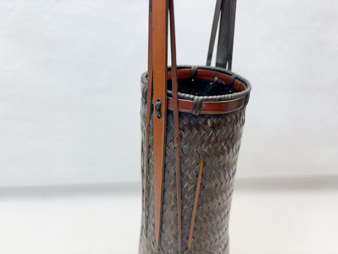 未使用 華道具 竹 手持ち 唐物写花籠 落とし付き 和室 茶室 竹細工 花器