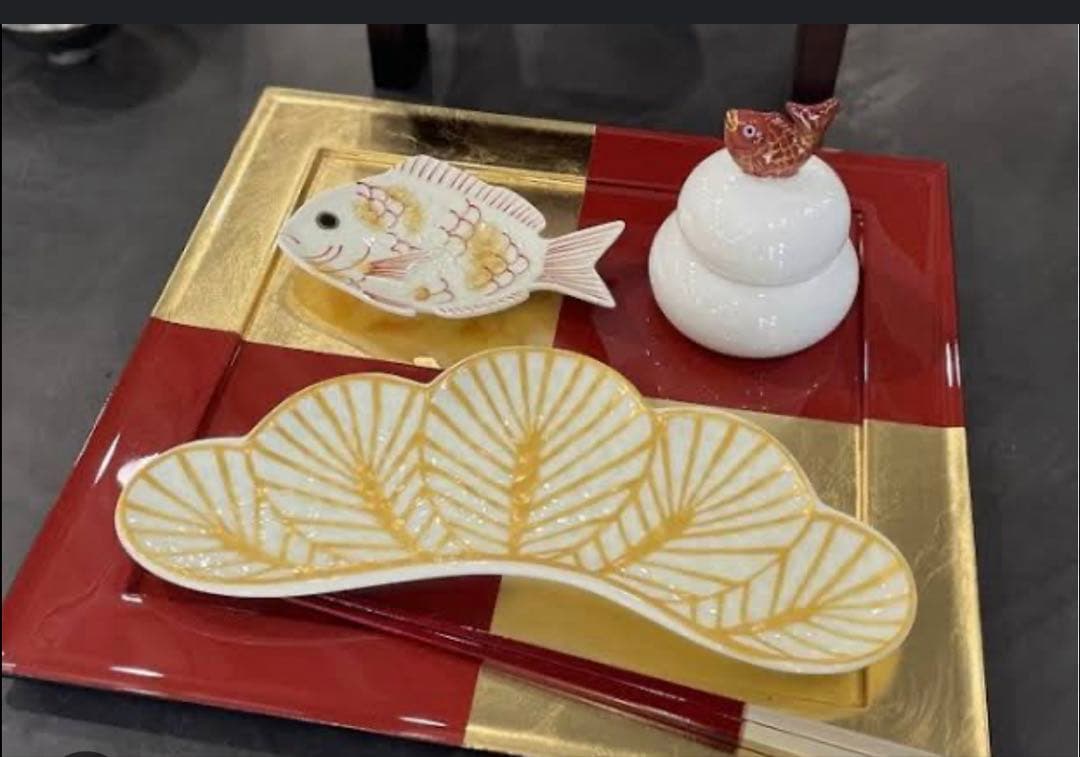 有田焼　幸楽窯　錦金松葉形前菜皿　白金　5点セット