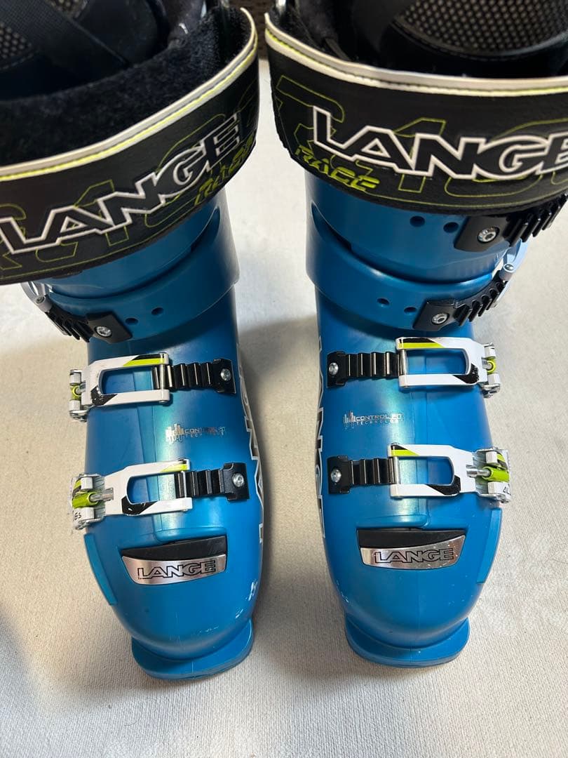 LANGE RS 130 スキーブーツ 男性用