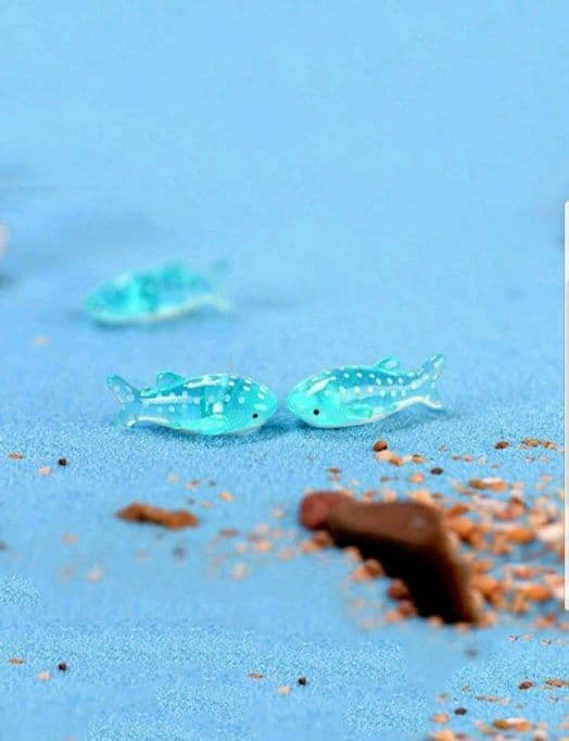 ミニチュア雑貨 ジンベエ サメ 魚 生き物 ガーデン 可愛い 雑貨 置物