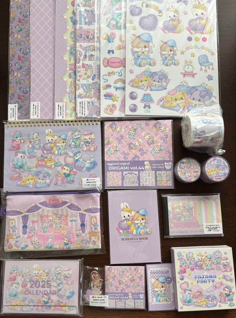 ayyjewel HAPPY BOX 2025 パジャマパーティ