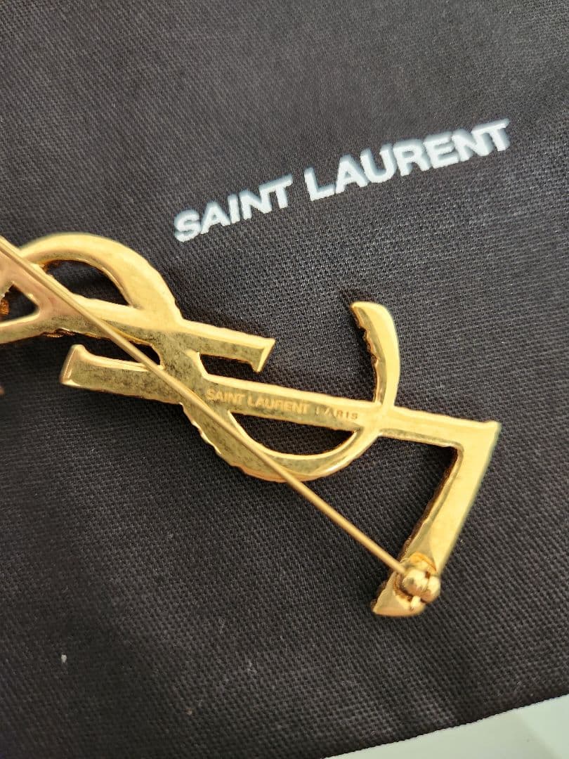 SAINT LAURENT YSLロゴチャーム ゴールド 購入時レシート有