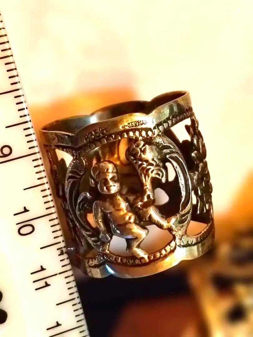 フローラルデザイン ナプキンリング刻印有り 2個セットシルバー８３５