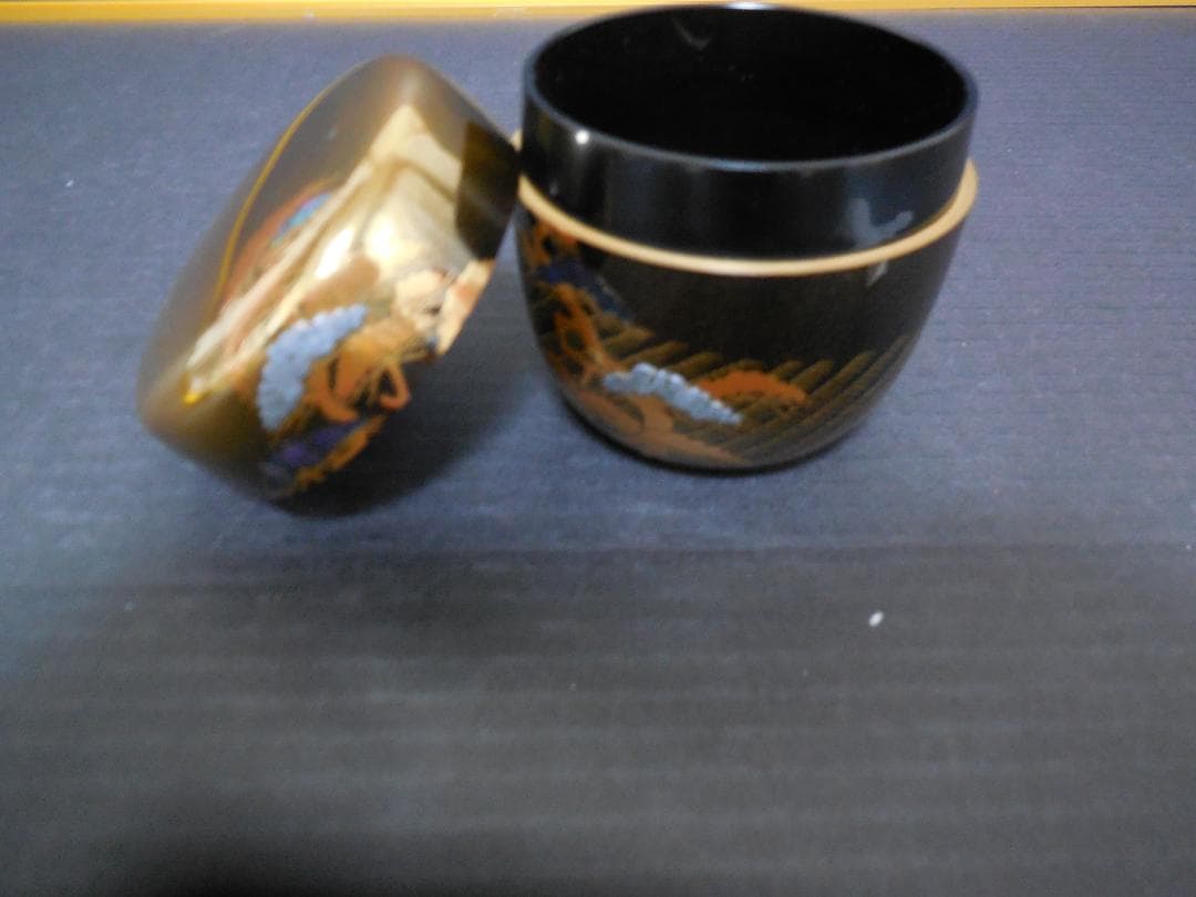 茶道具　中村宗尹　作　棗　　甲金蒔地　松波蒔絵　　共布・共箱・しおり