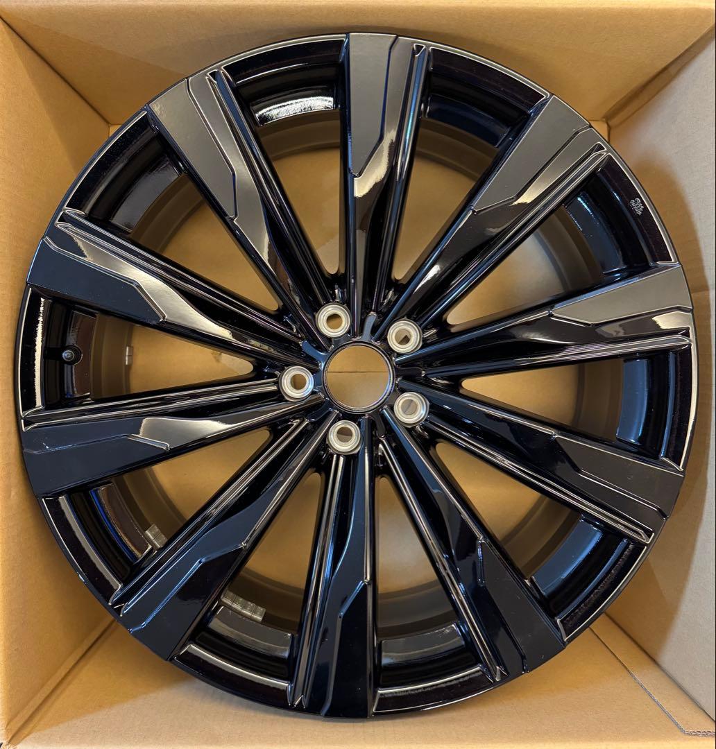 トヨタクラウンスポーツ純正21インチホイールセットセンターオーナメント純正ナット