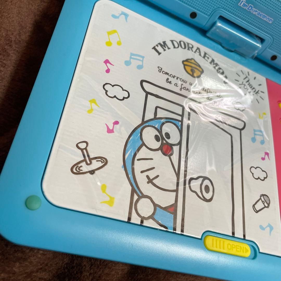 美品　9インチ キャラクター ポータブルDVDプレイヤー ドラえもん