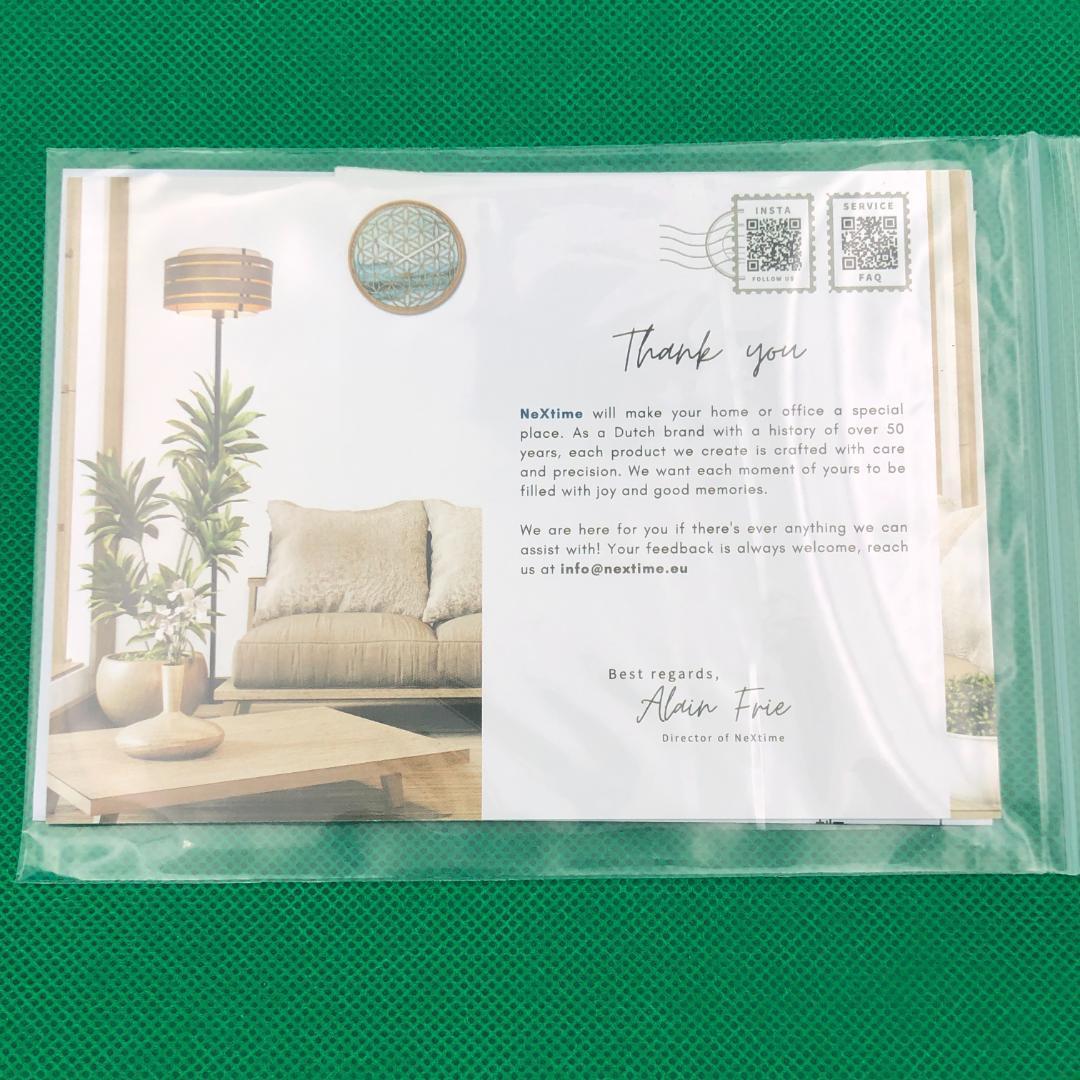 NEXTIME　掛け時計　プラグイン【新品】モダン　インテリア　大きめ　クロック