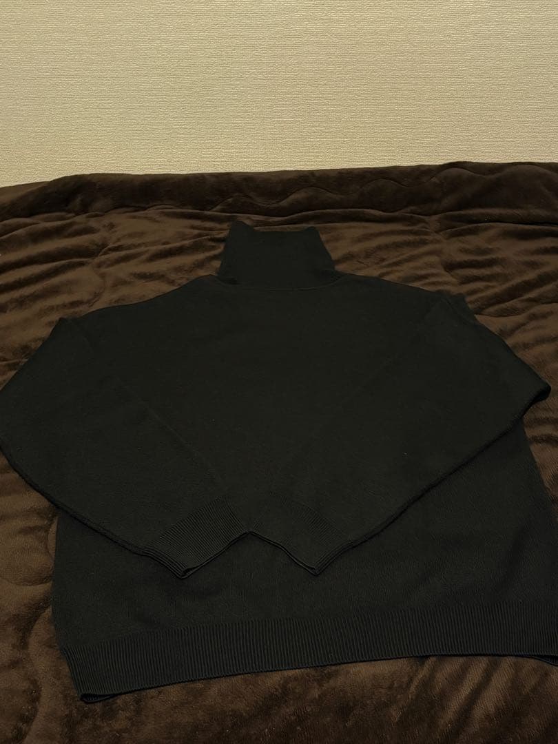 ゴーシャラブチンスキー　タートルニットセーター