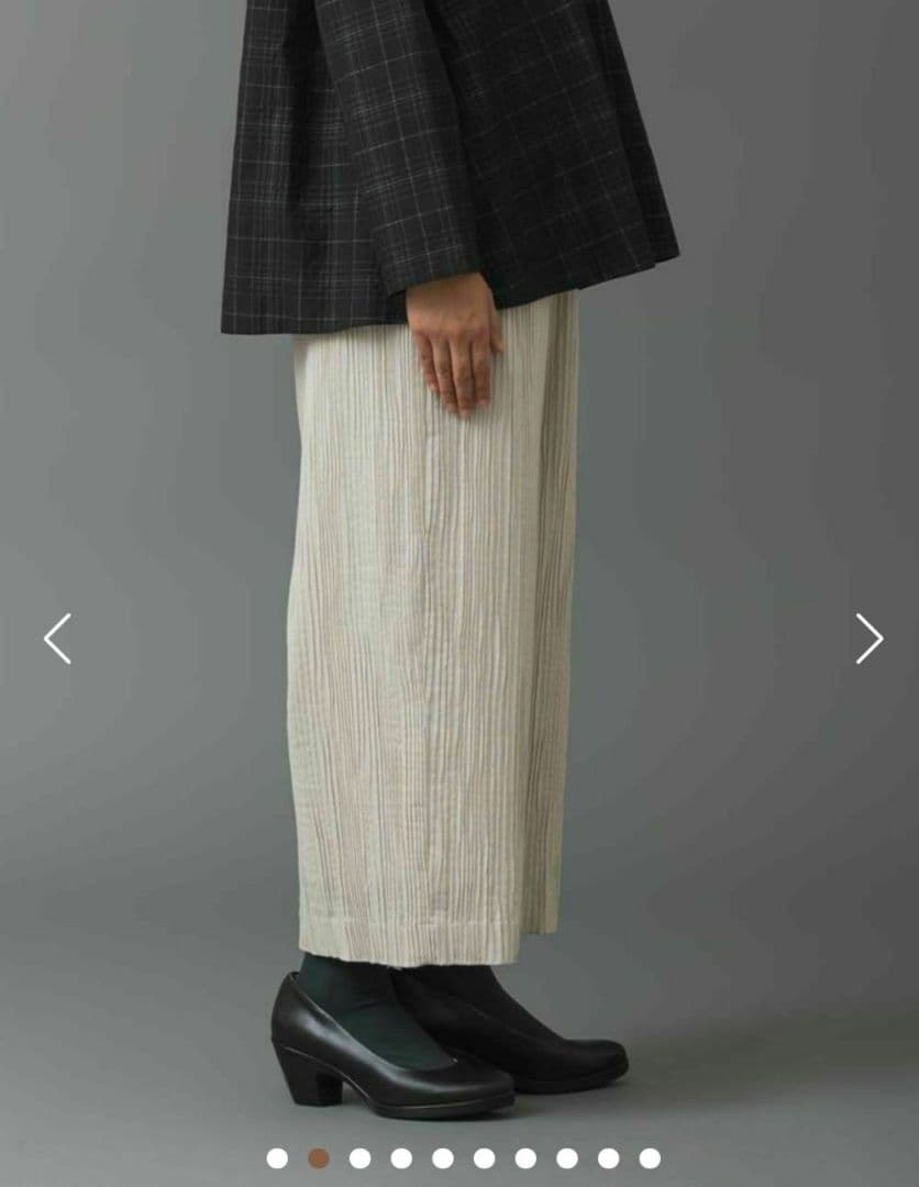 モノずき　群言堂　プリーツパンツ