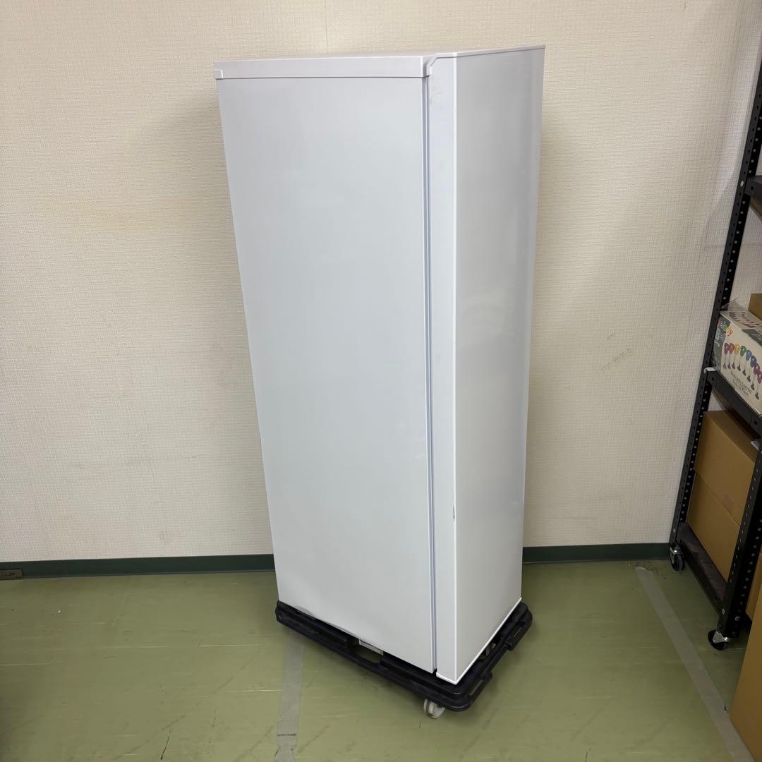 2024年製 アイリスオーヤマ ノンフロン冷凍庫 冷蔵庫　KUSN-S12B-W