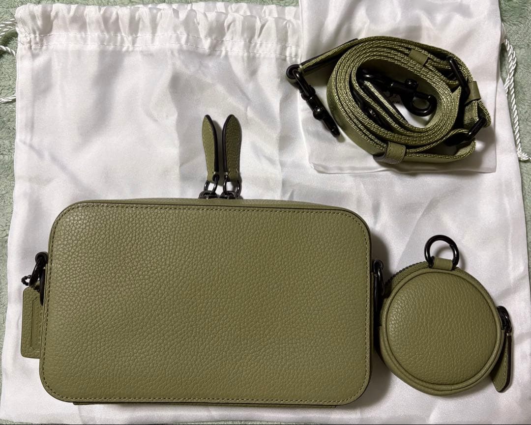 COACH チャーター スリム クロスボディ ショルダーバッグ モスグリーン新品