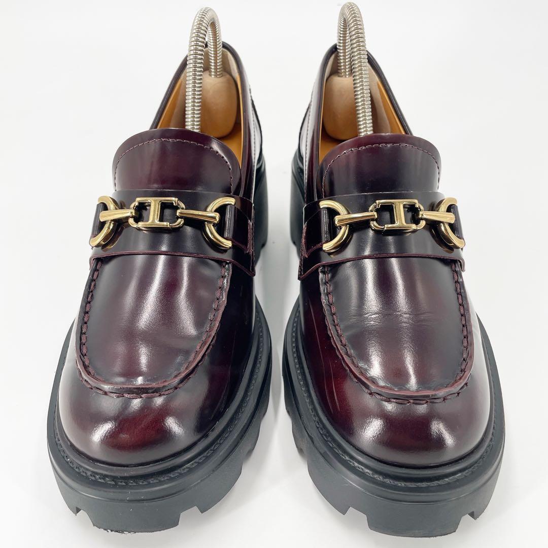 美品　トッズ　T金具　ローファー　革靴　ヒール　厚底　バーガンディ　レザー