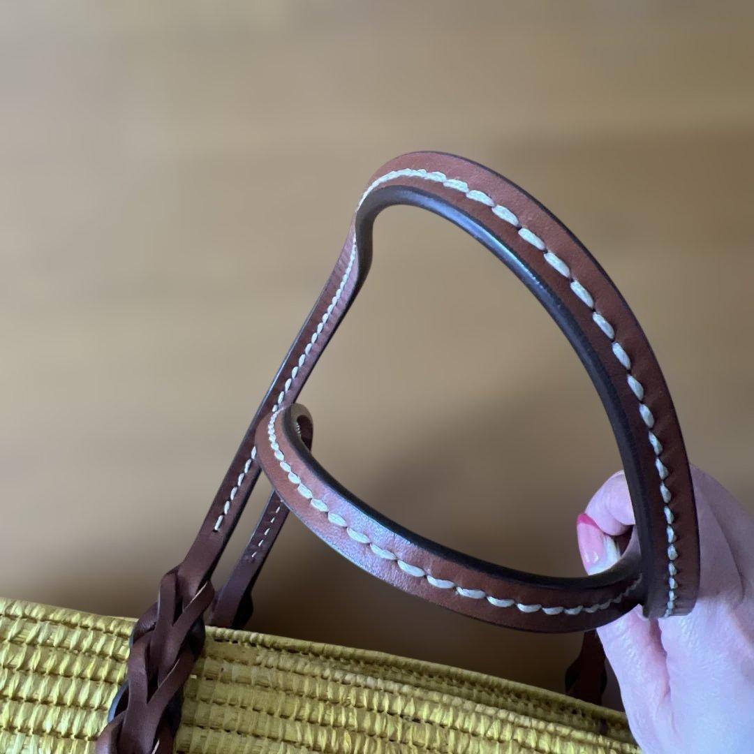 プラダ　かごバッグ