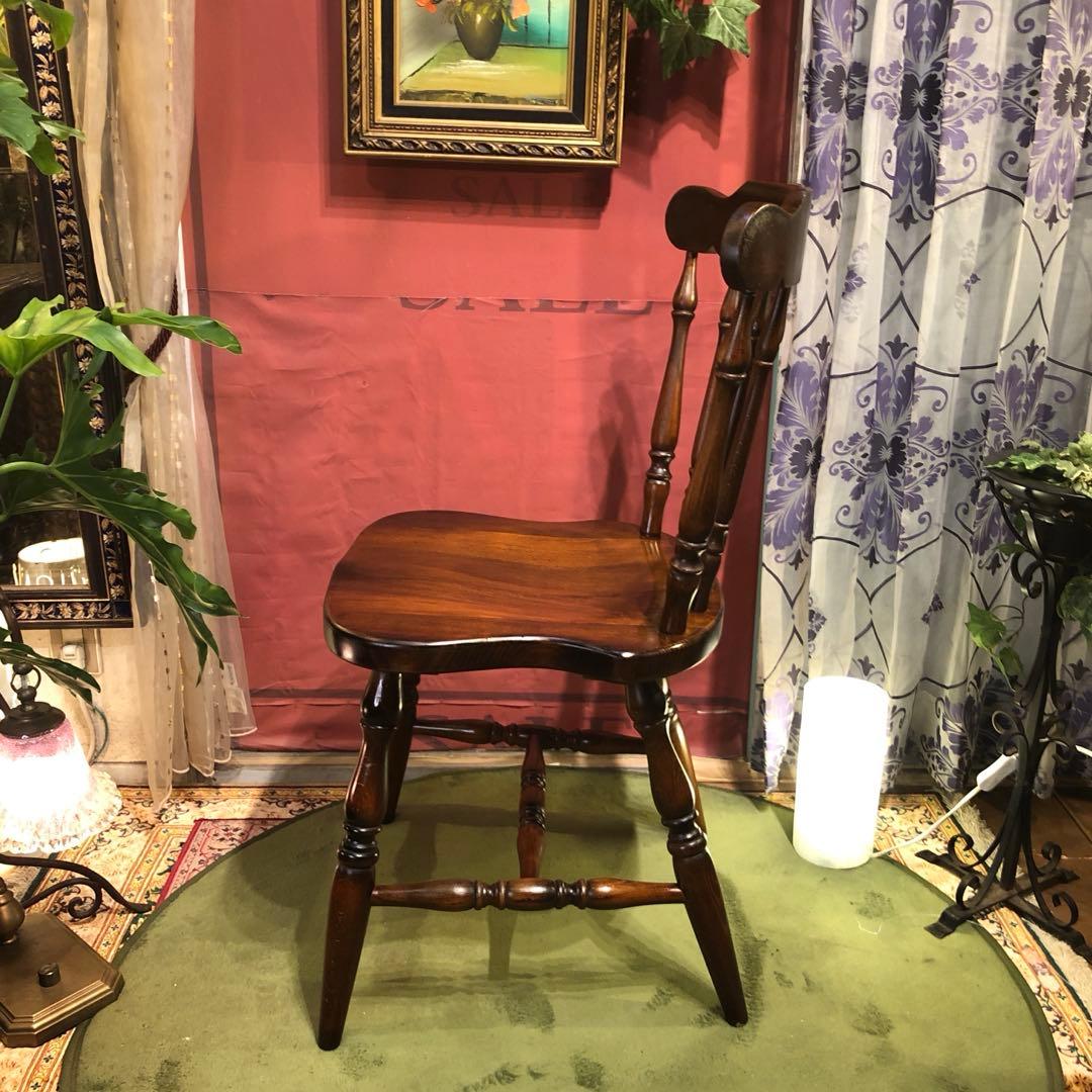 ぶた　L ４　キツツキマーク ヴィンテージ スピンドルチェア　飛騨産業