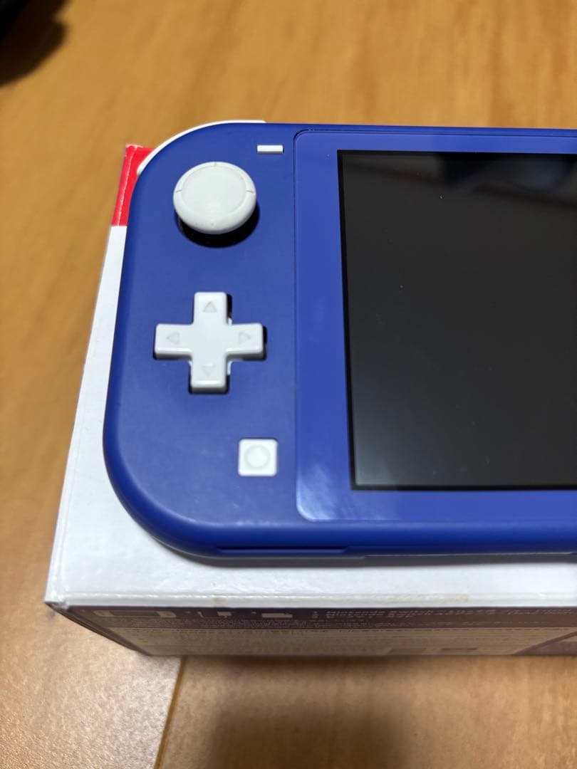 Nintendo Switch Lite 青 本体とACアダプター付き