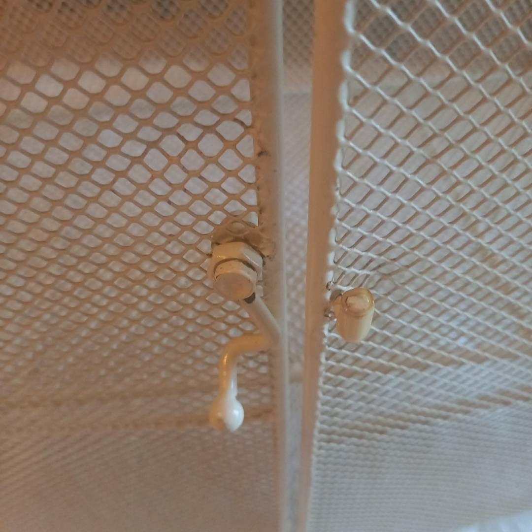 キャトルセゾン　キャビネット　飾り棚