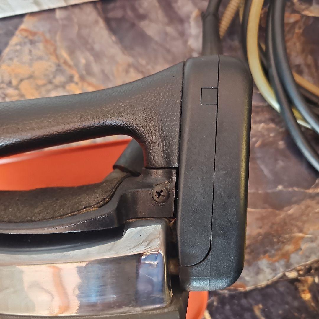 ナオモト業務用アイロンHYSー510美品