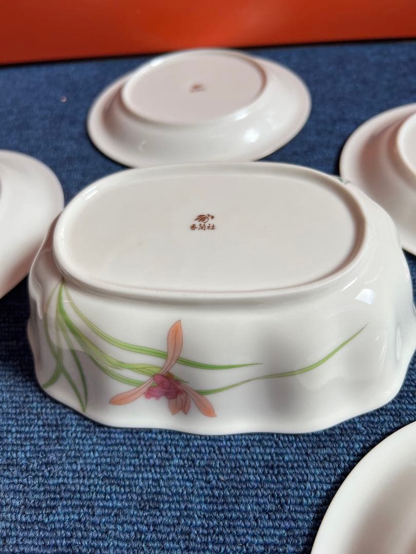 1379 香蘭社　金彩　皿5客　鉢1 客　未使用