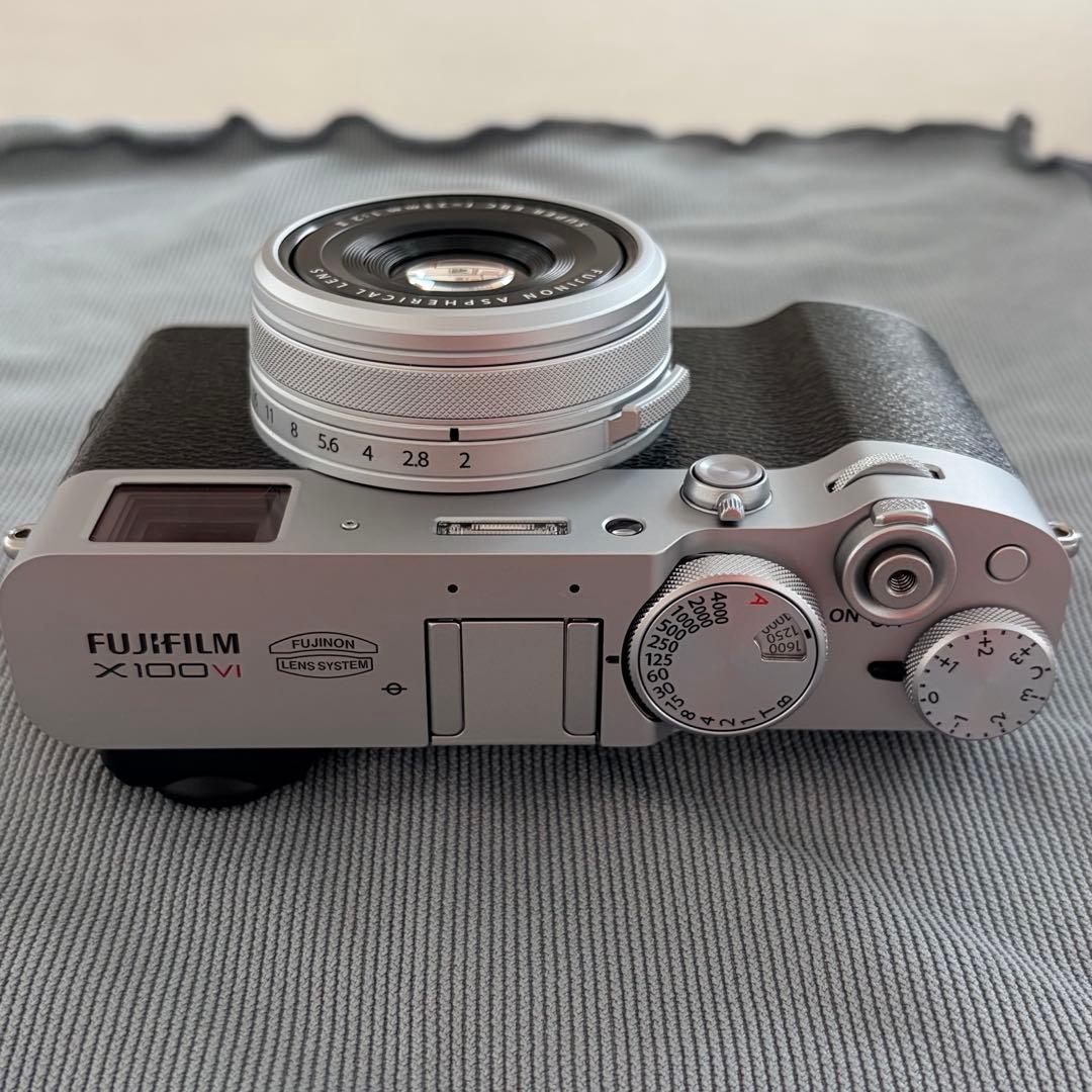 【保証書・付属品あり】x100vi FUJiFILM