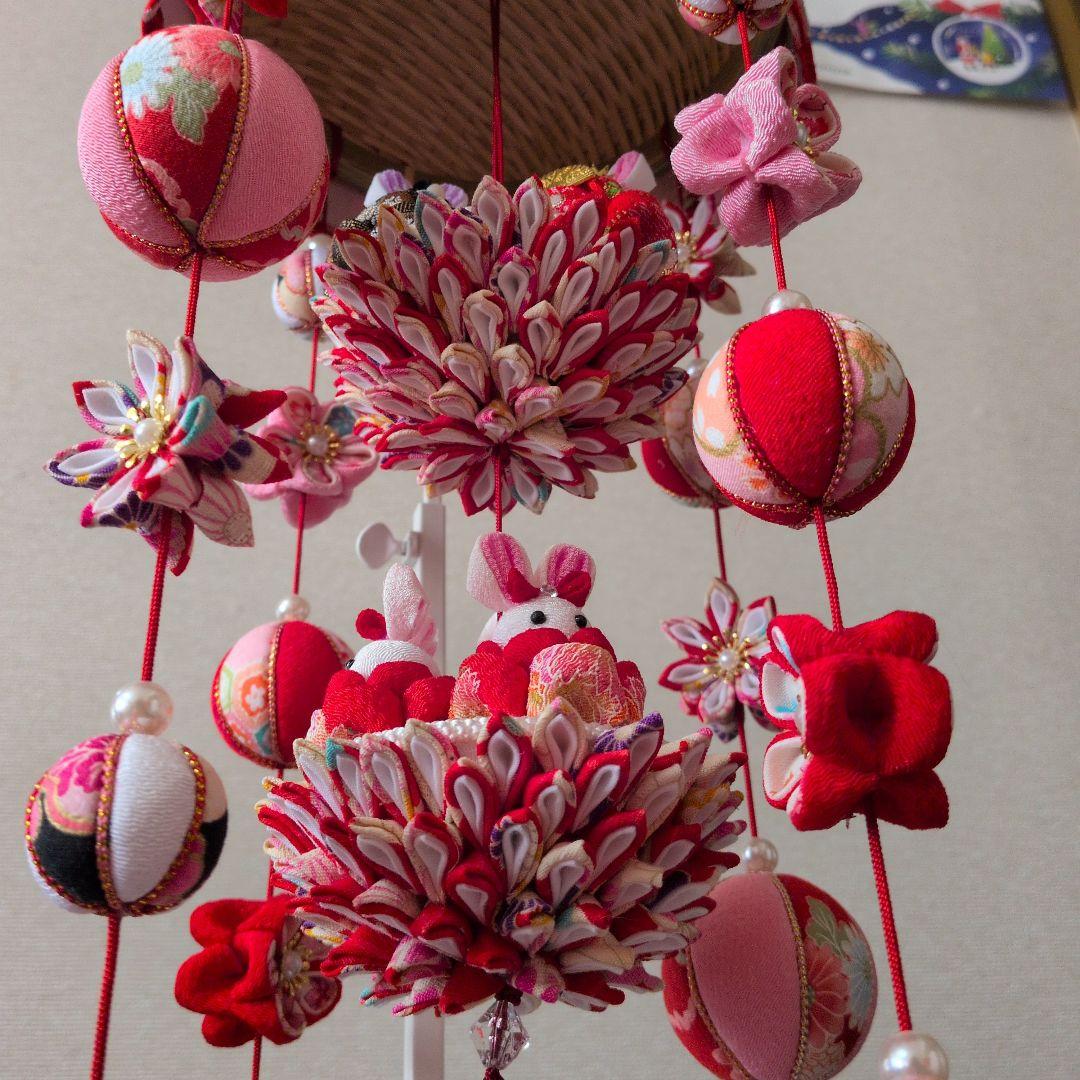 つまみ細工　吊るし雛　髪飾り付き　　お雛様　雛人形　赤系