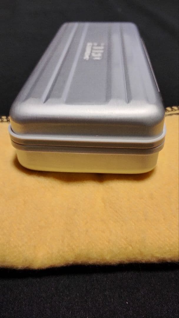 美品✨️　希少　ZERO HALLIBURTON ゼロハリバートン 眼鏡ケース