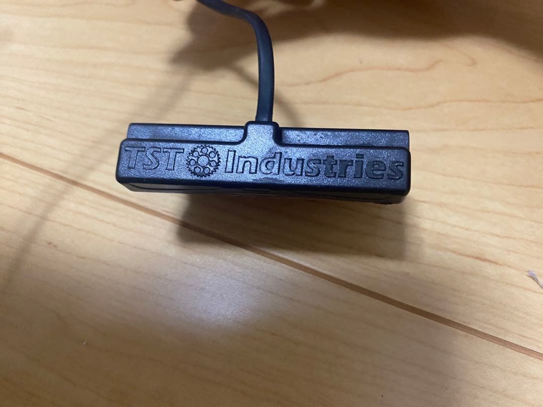 XSR900 TST Industries ウィンカー内蔵 スモークテールライト