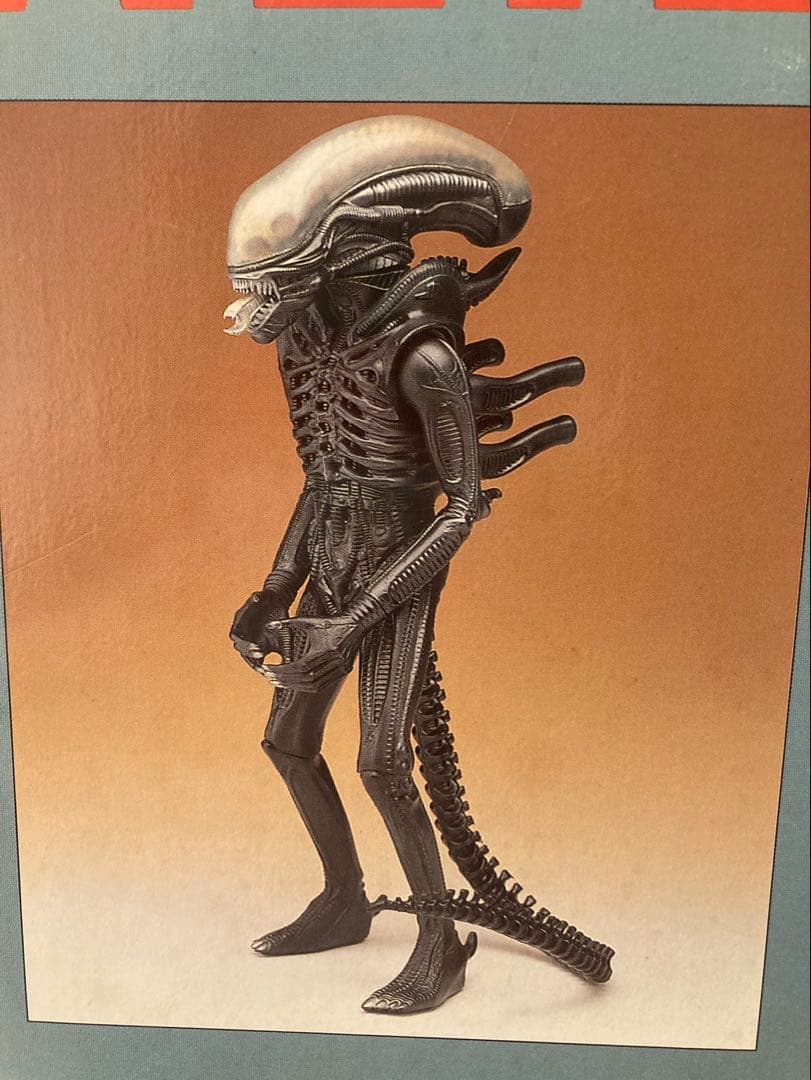 ツクダホビーエイリアンフィギュア