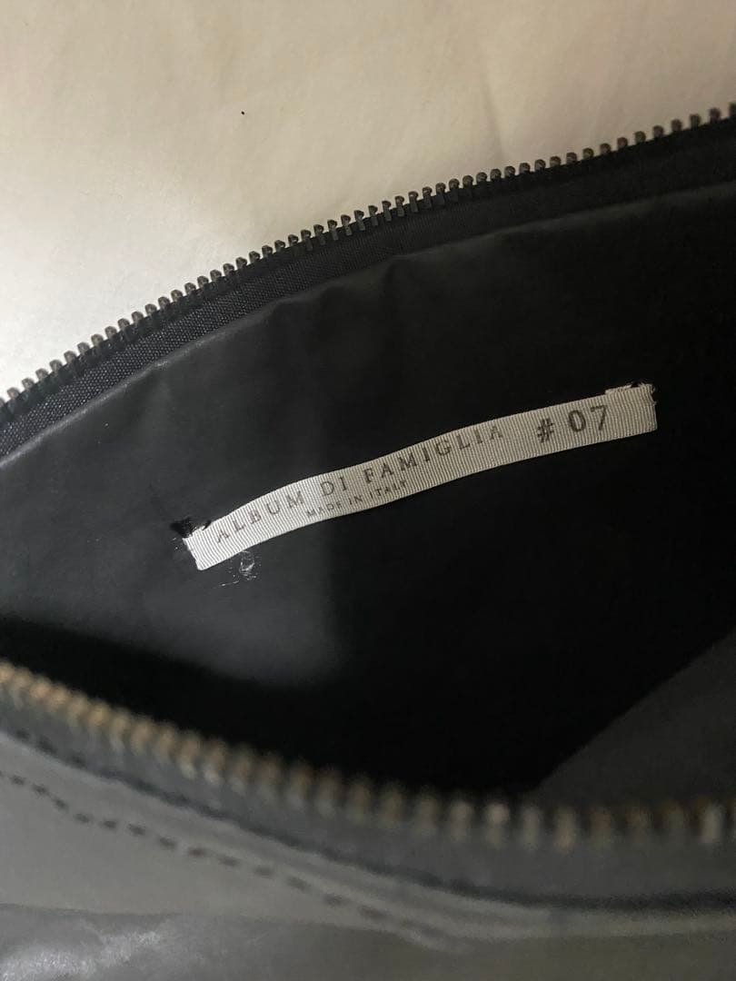 ALBUM DI FAMIGLIA ボディバック