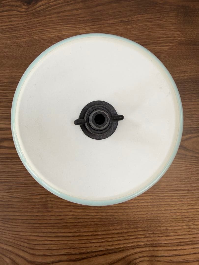 値下げ　完売品　セラミック製陶器浄水器 百年のしずく 青磁笹 3L 未使用品