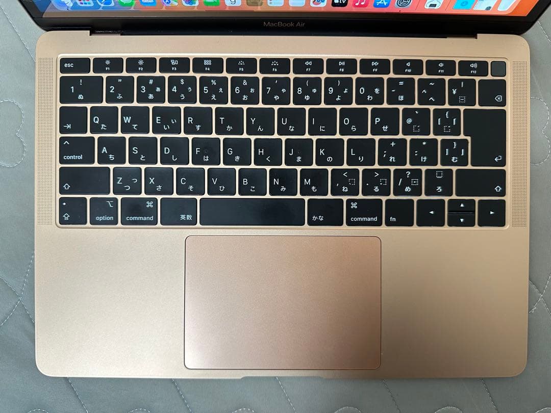 ゴールド MacBook 13インチ 本体