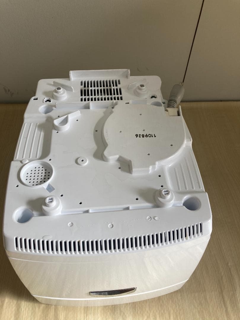 ★★美品★三菱ーIH炊飯器炭炊釜　NJ-VV109-W　形