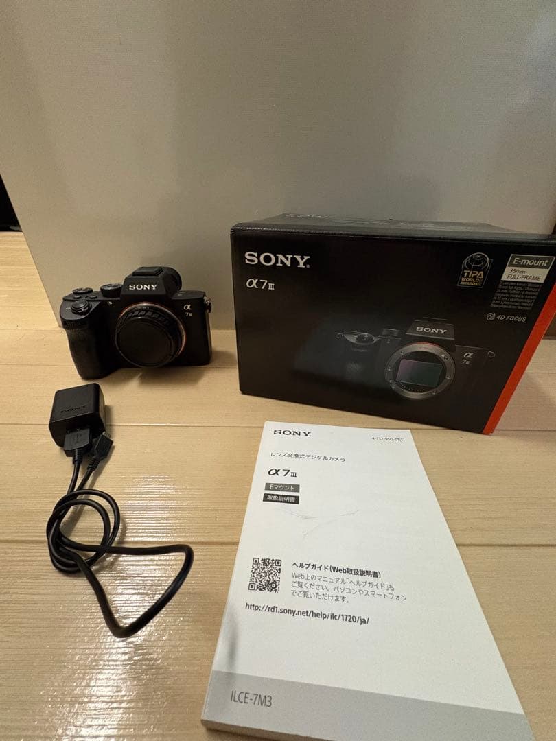 ジャンク品 SONY α7 III 本体と付属品