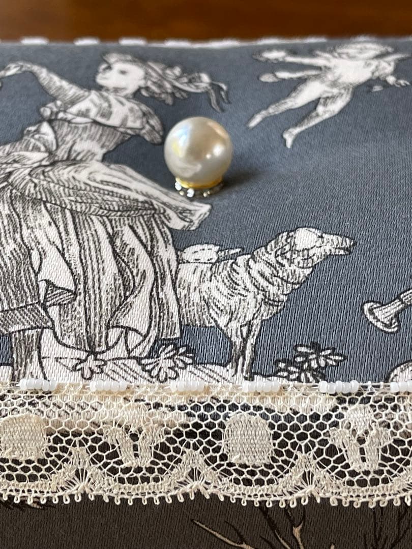 カルトナージュミニ裁縫箱(フタ有)