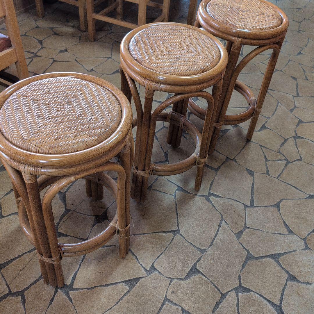 ラタン製円形スツール