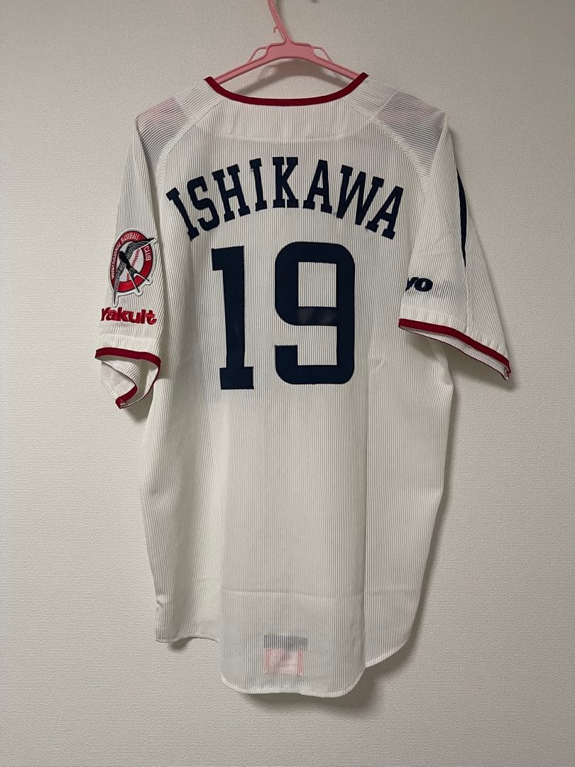 ヤクルトスワローズ　石川雅規　ユニフォーム　つば九郎