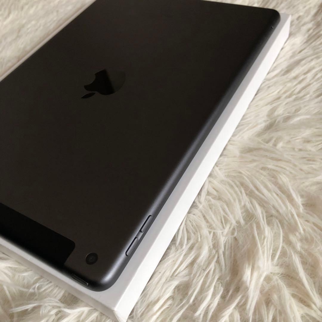 【完動品】iPad 第9世代 256GB SIMフリー 【すぐ発送】