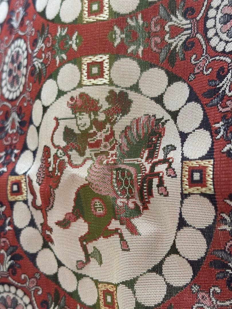 【新品未使用】龍村美術織物　獅子狩文錦 超大型テーブルクロス　120×164桐箱