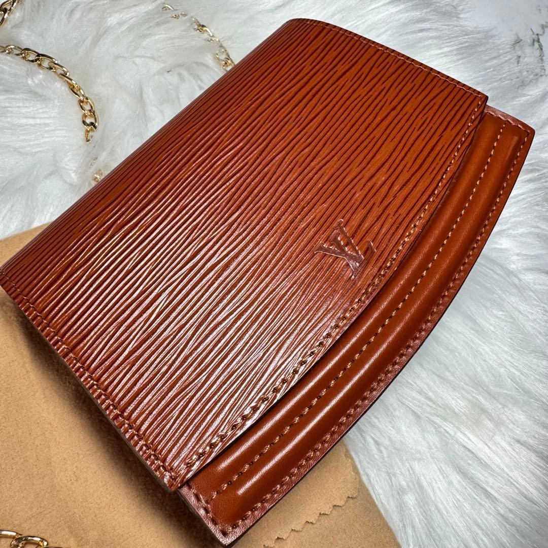 ルイヴィトン　ウエストバッグ　ショルダーバッグ　2way エピ　レザー