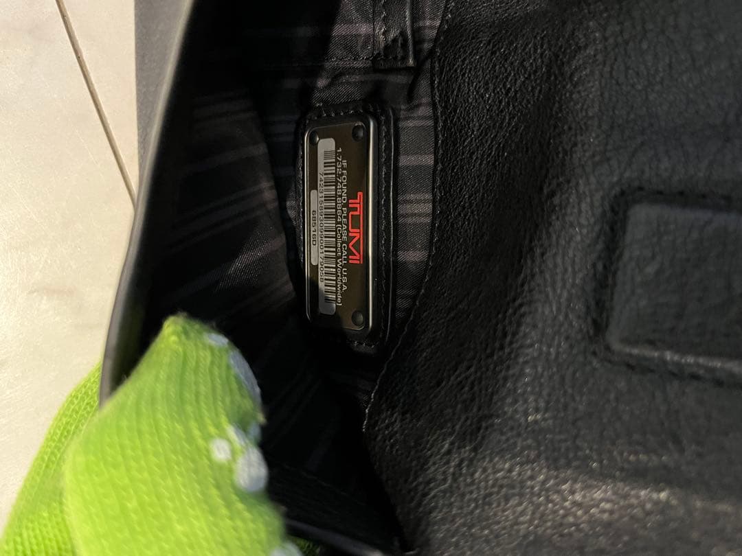 【超メルカリ市終了前セール】TUMI ビジネスバッグ 68516D 牛革 レザー