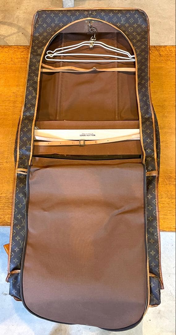 LOUIS VUITTON Vintageモノグラム・ガーメントバッグ
