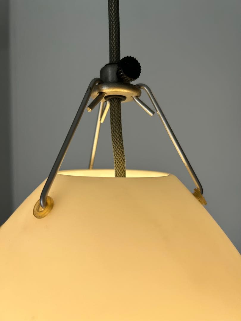 ポールヘニングセン　モザー　ペンダントライト　φ18.5センチ　デンマーク製