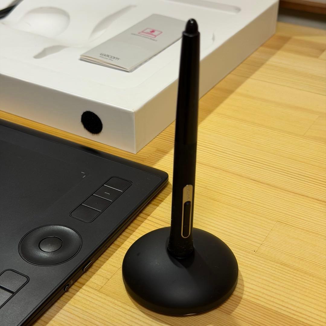 Wacom Intuos Pro PTH-660, ペンタブレット本体