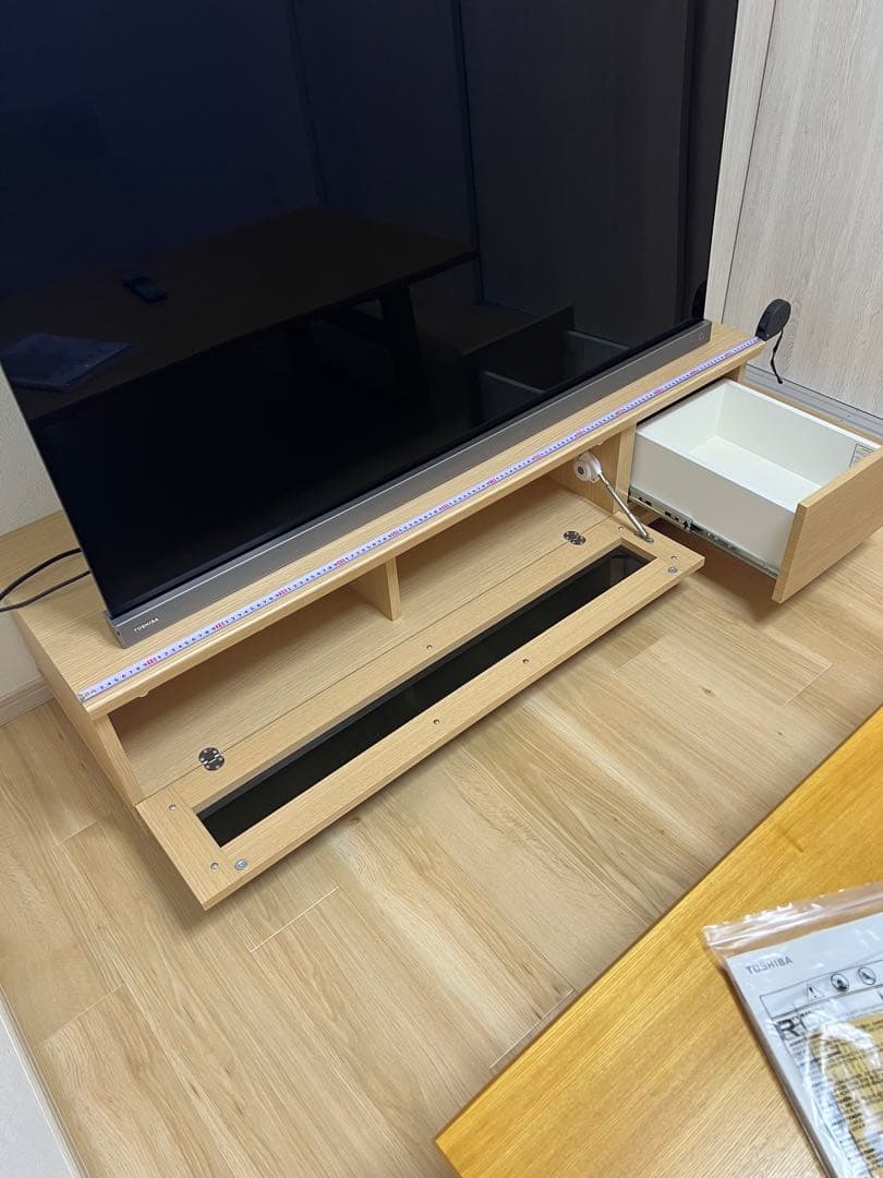 ニトリ　木製テレビ台 モダンデザイン 収納付き