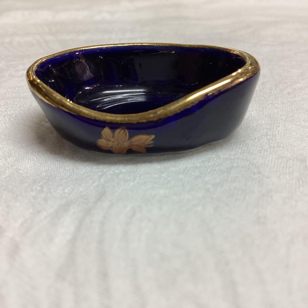 LIMOGES　CASTEL　リモージュ　猫の置物　フランス製　4ｃｍ　猫