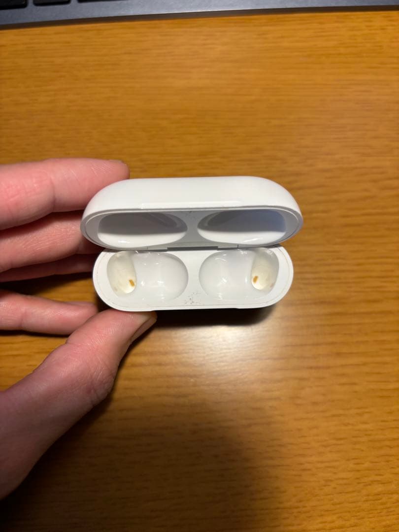 AirPods (第2世代) USB-C 本体 充電ケース付き