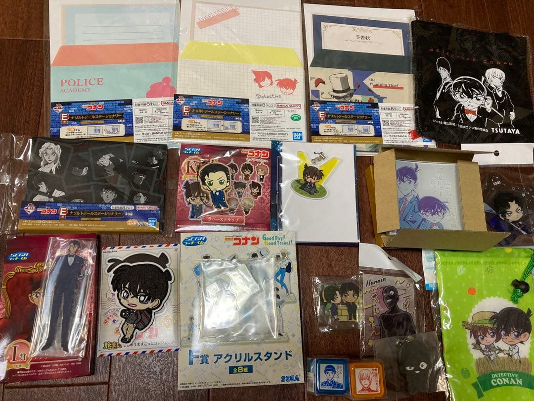 名探偵コナン　まとめ売り　170点　マスコット　缶バッジ　他