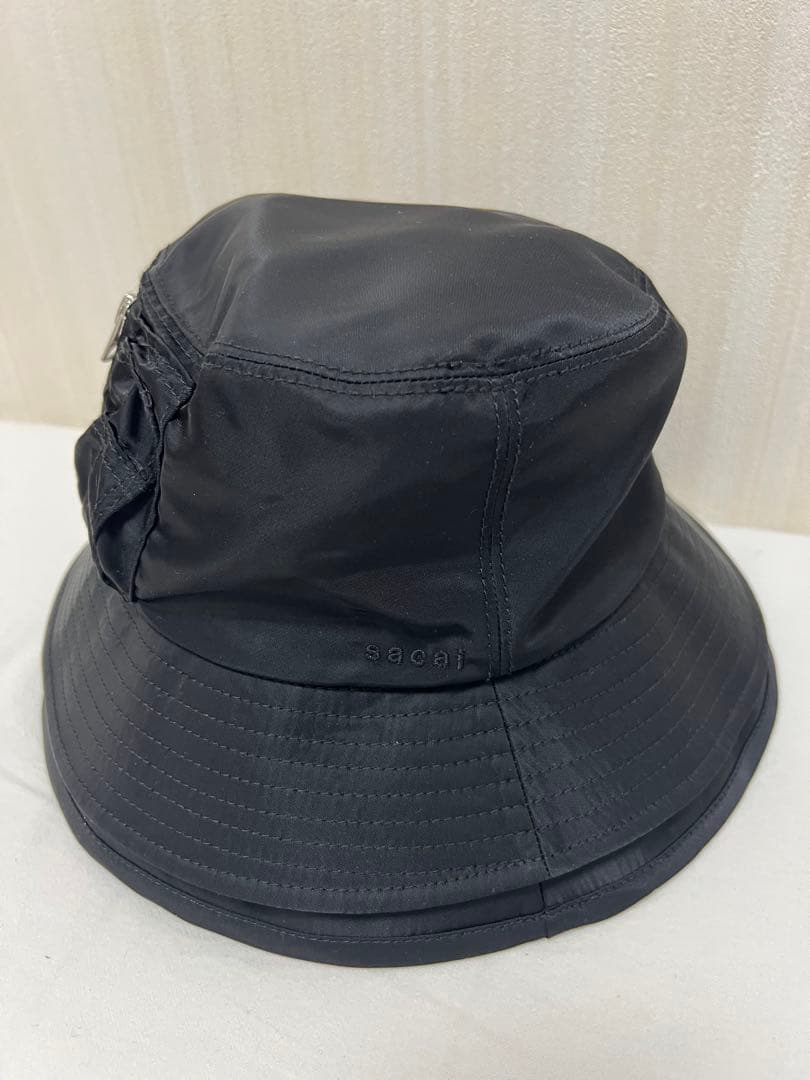 sacai 黒 バケットハット ジッパー付き